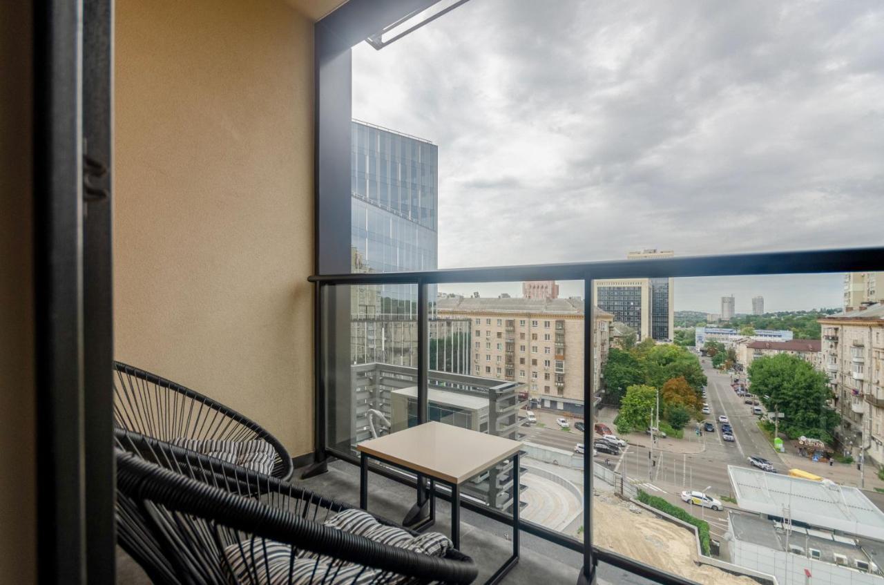 Petrovdom 85-141-122-38 Apartments In The Rc "French Quarter" Kyiv Exterior photo